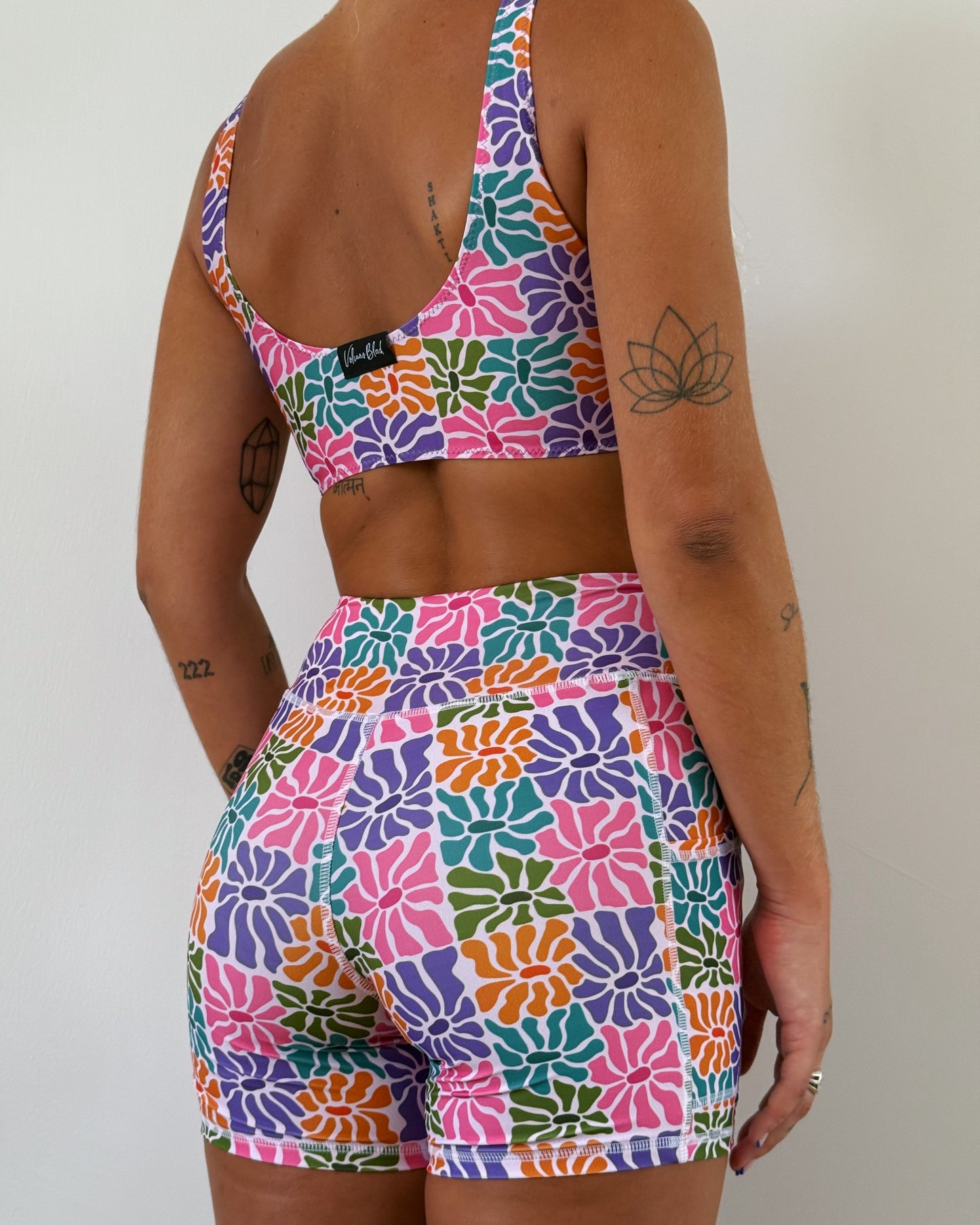 ABSTRACT FLOWERS LEGGING