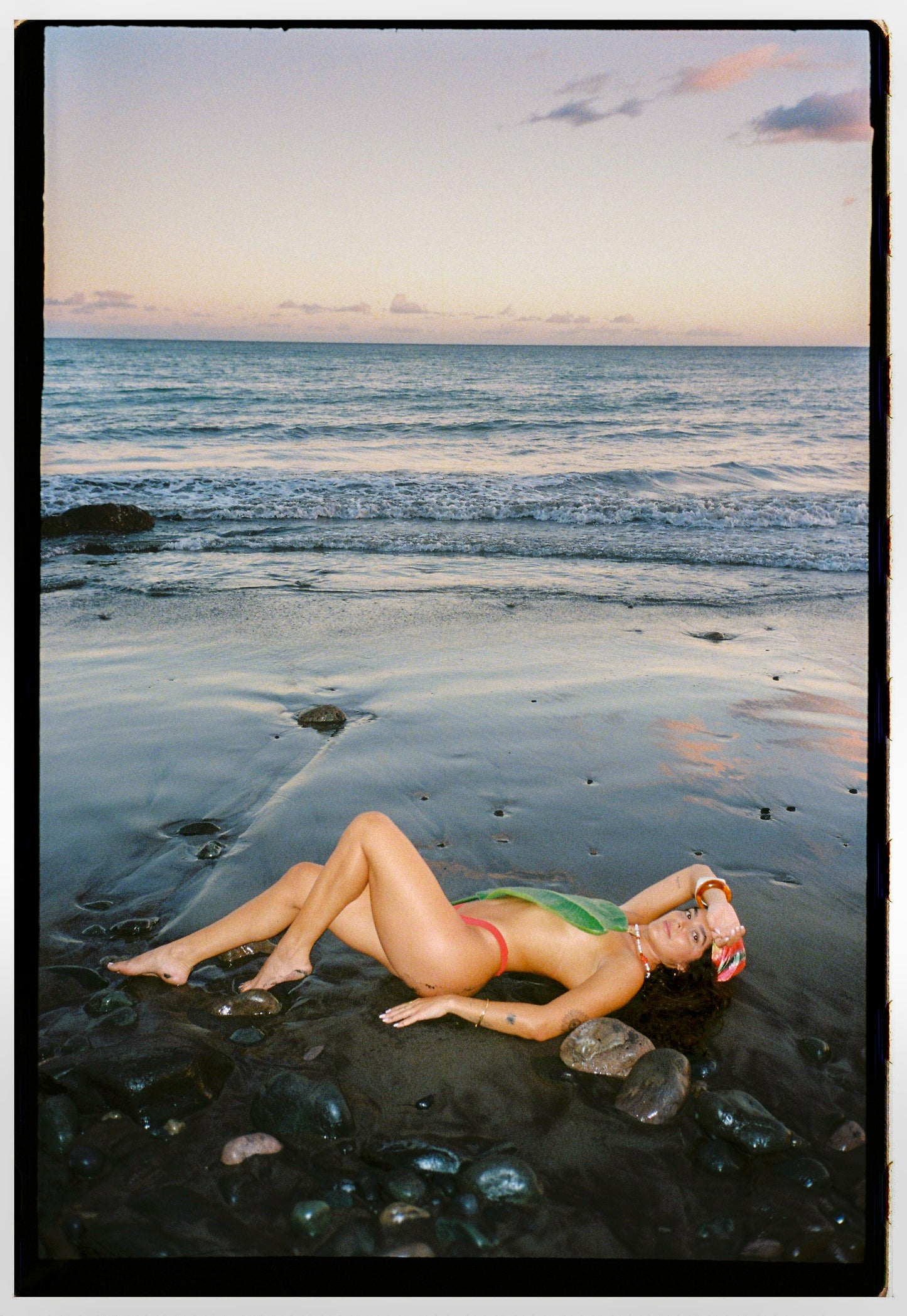 JAMAICA RED BIKINI BOTTOM (MORENA TROPICANA COLLECTION)